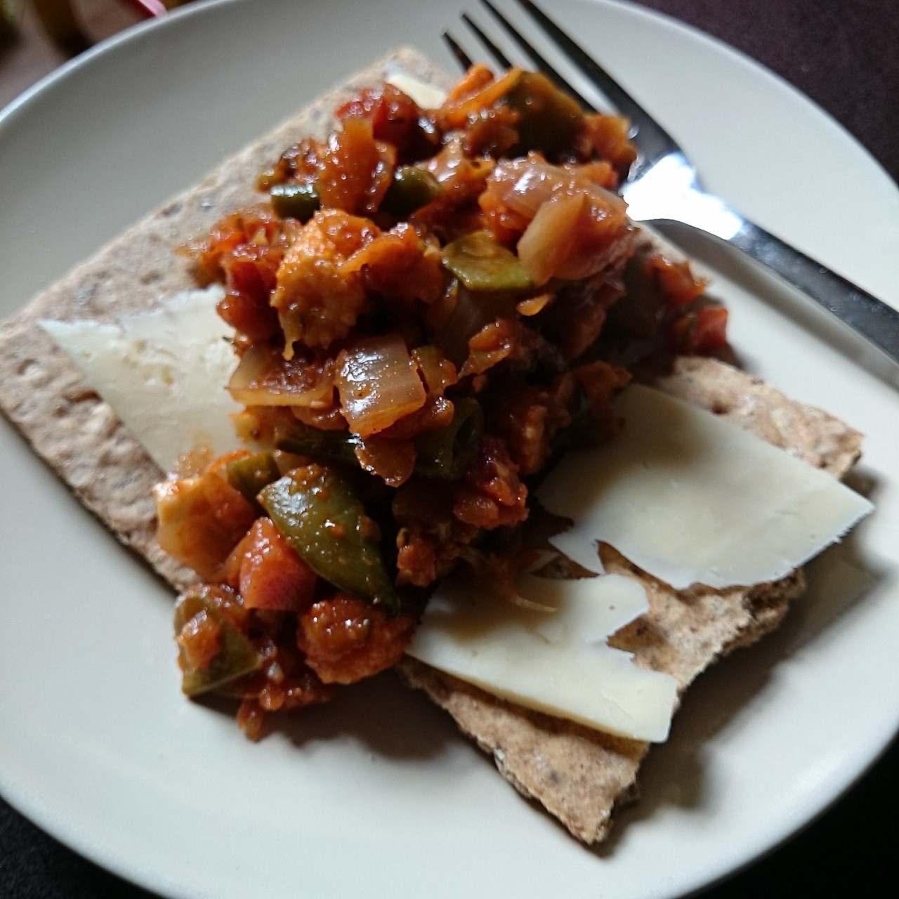 leftover Bolognese with spelt crackers